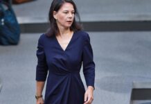 Baerbock kritisiert Union für Abbruch des Migrationsgipfels