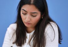 Migrationsbeauftragte fördert Tipps für Abschiebe-Verhinderung