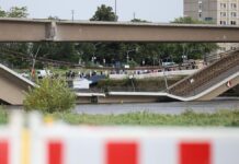 Sicherungsarbeiten an Dresdner Carolabrücke haben begonnen