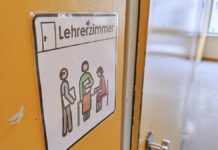 Immer mehr Lehrer in Niedersachsen unterrichten trotz Ruhestands