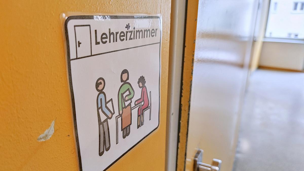 Immer mehr Lehrer in Niedersachsen unterrichten trotz Ruhestands