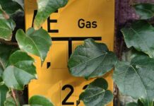 Gasnetzentgelte: Analyse sieht bis zu 445 Euro Mehrkosten Gasnetzentgelte: Analyse sieht bis zu 445 Euro Mehrkosten