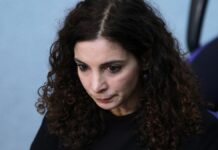 BSW-Politiker kritisieren eigene Partei für Thüringen-Einigung BSW-Politiker kritisieren eigene Partei für Thüringen-Einigung