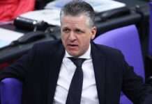 Frei nennt Wagenknecht-Forderungen "geradezu absurd" Frei nennt Wagenknecht-Forderungen "geradezu absurd"