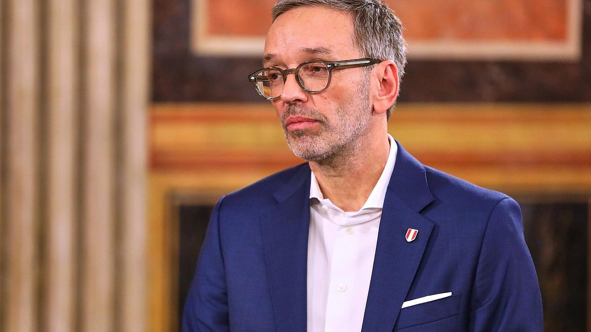 Österreich: Tausende demonstrieren gegen FPÖ-Regierungsbeteiligung