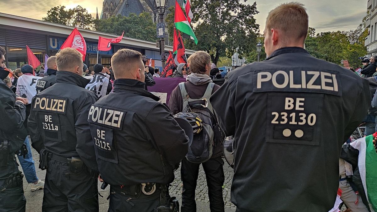 Berliner Polizei kommt wegen Pro-Palästina-Protesten an Grenzen