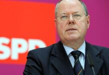 Steinbrück glaubt nicht an Kanzlerkandidatur von Pistorius