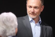 Strack-Zimmermann stärkt FDP-Chef Lindner den Rücken