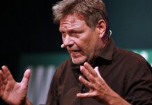 Habeck: Verantwortung "müssen mir die Menschen geben"