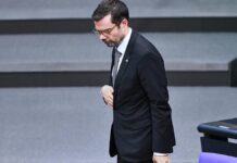 Buschmann begründet Rücktritt mit Sorge um Wirtschaft