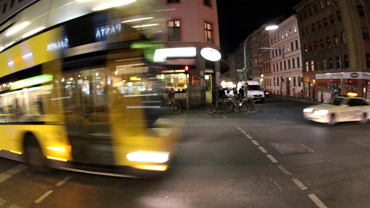 Kraftfahrtbundesamt erwartet "breiten Einsatz" fahrerloser Busse