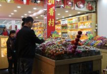 Weltbank hebt Wachstumsprognose für chinesische Wirtschaft an