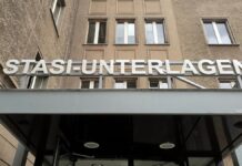 Voigt mahnt mehr Anerkennung für SED-Opfer an