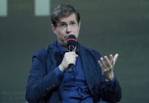 Schriftsteller Daniel Kehlmann warnt vor Gefahren durch KI