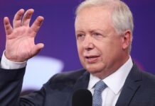 Scheidender WDR-Intendant Buhrow kündigt Einschnitte an