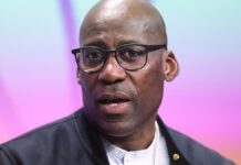 Berlins Kultursenator wirbt um Akzeptanz für Einsparungen