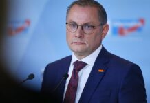 Chrupalla stellt Deutschlands Nato-Mitgliedschaft infrage