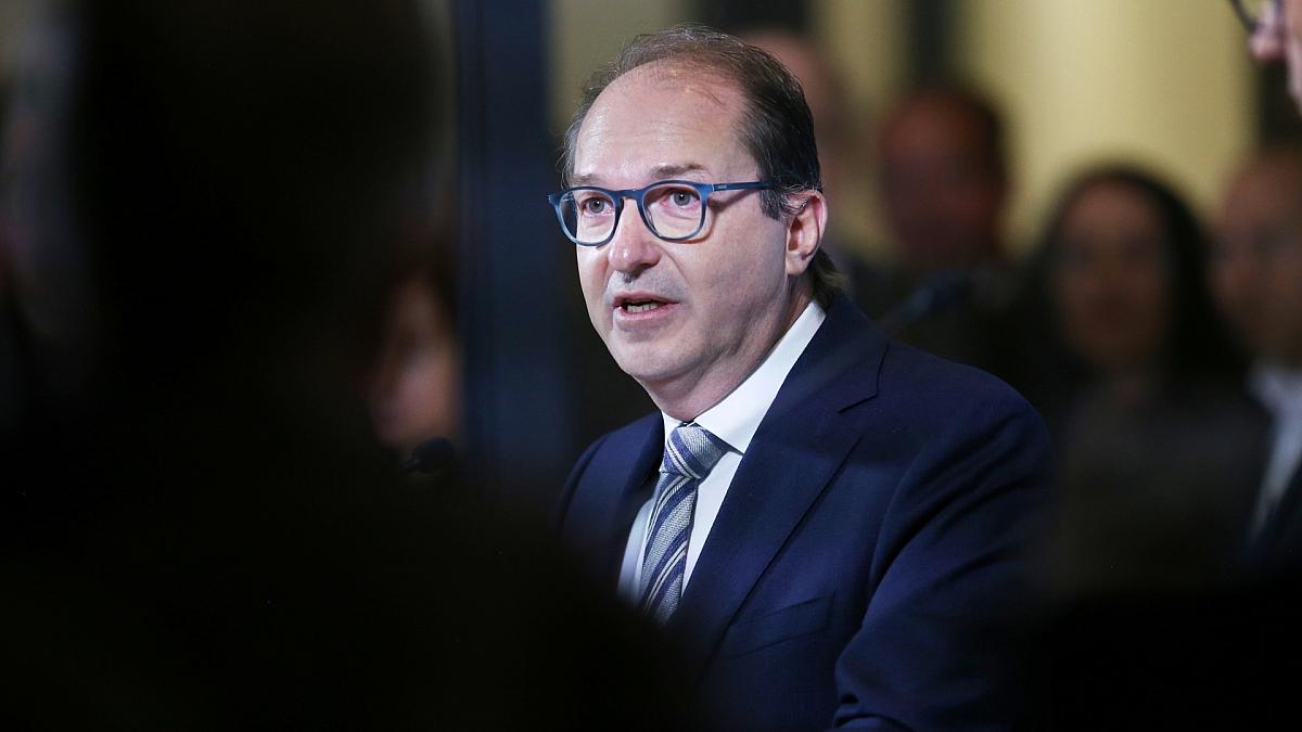 Dobrindt will Wahlrechtsreform zur Koalitionsbedingung machen