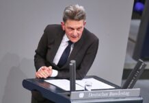 Mützenich: Ursachen für Ampel-Bruch bleiben bestehen