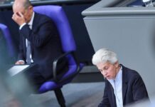 Strack-Zimmermann: "Olaf Scholz ist Geschichte"