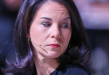 Havarierter Öltanker: Baerbock erhebt Vorwürfe gegen Russland