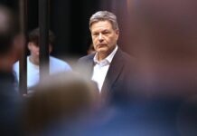 Habeck: Europa muss Trump aus "Position der Stärke" begegnen