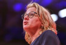 Entwicklungsministerin fordert Milliardärssteuer