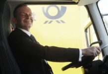 Verkehrsminister kündigt digitalen Fahrzeugschein per App an