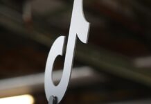 MrWissen2go befürchtet Tiktokisierung des Bundestags