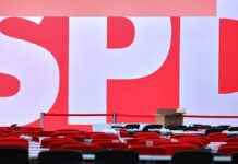 SPD-Präsidium will "Mitte-Garantie" beschließen