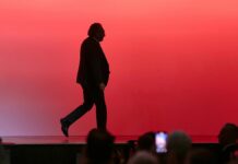 BSW-Vize spielt Parteiaustritte herunter