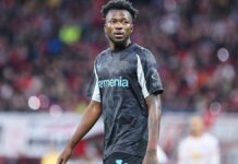 1. Bundesliga: Leverkusen lässt in Kiel nichts anbrennen