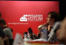 Mehrere SPD-Politiker wollen Mitgliedervotum über Koalitionsvertrag