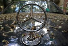 Gewinn von Mercedes bricht ein