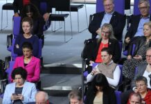 Wagenknecht wirft Linkspartei "historisches Versagen" vor