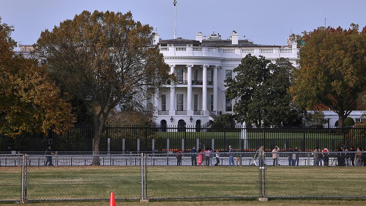 Secret Service schießt auf bewaffneten Mann vor Weißem Haus