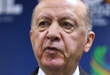 Laschet warnt vor Kritik an Erdogan wegen Verhaftung Imamoglus