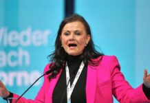 Nach Urteil: Connemann will weiterhin Soli abschaffen