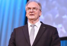 Ministerpräsidenten pochen auf finanzielle Disziplin Ministerpräsidenten pochen auf finanzielle Disziplin