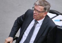 Otten scheitert in weiteren Wahlgängen für Bundestagspräsidium