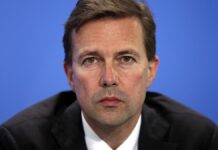 Steffen Seibert dringt auf Gaza-Waffenruhe und Geisel-Freilassung