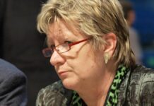 Löhrmann: NRW-Banken sollen NS-Vergangenheit aufarbeiten