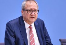 Ex-Verfassungsrichter Voßkuhle sieht Aufbau von Wahldiktatur in USA