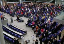 SPD lehnt Sondersitzung des Bundestages wegen Zöllen ab