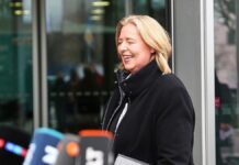 Bas fühlt sich wegen Debatte um Spitzenposten unter Druck gesetzt