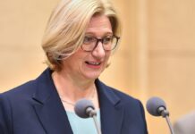 Rehlinger weist mögliche Ansprüche auf Ministerposten zurück Rehlinger weist mögliche Ansprüche auf Ministerposten zurück