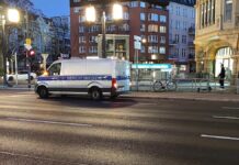 Behörden nach tödlicher Messerattacke in Berlin unter Druck