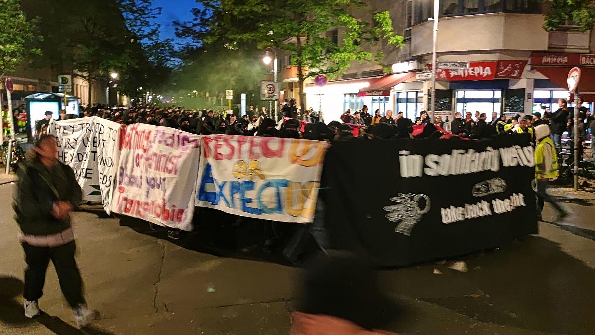 Mehrere Tausend bei "Queerfeminismus"-Demo in Berlin-Kreuzberg