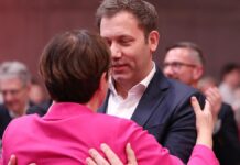 Klingbeil kritisiert Esken-Debatte in SPD als "beschämend" Klingbeil kritisiert Esken-Debatte in SPD als "beschämend"