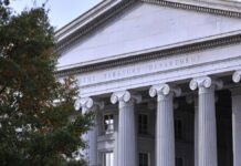 USA und Ukraine unterschreiben historisches Rohstoffabkommen USA und Ukraine unterschreiben historisches Rohstoffabkommen